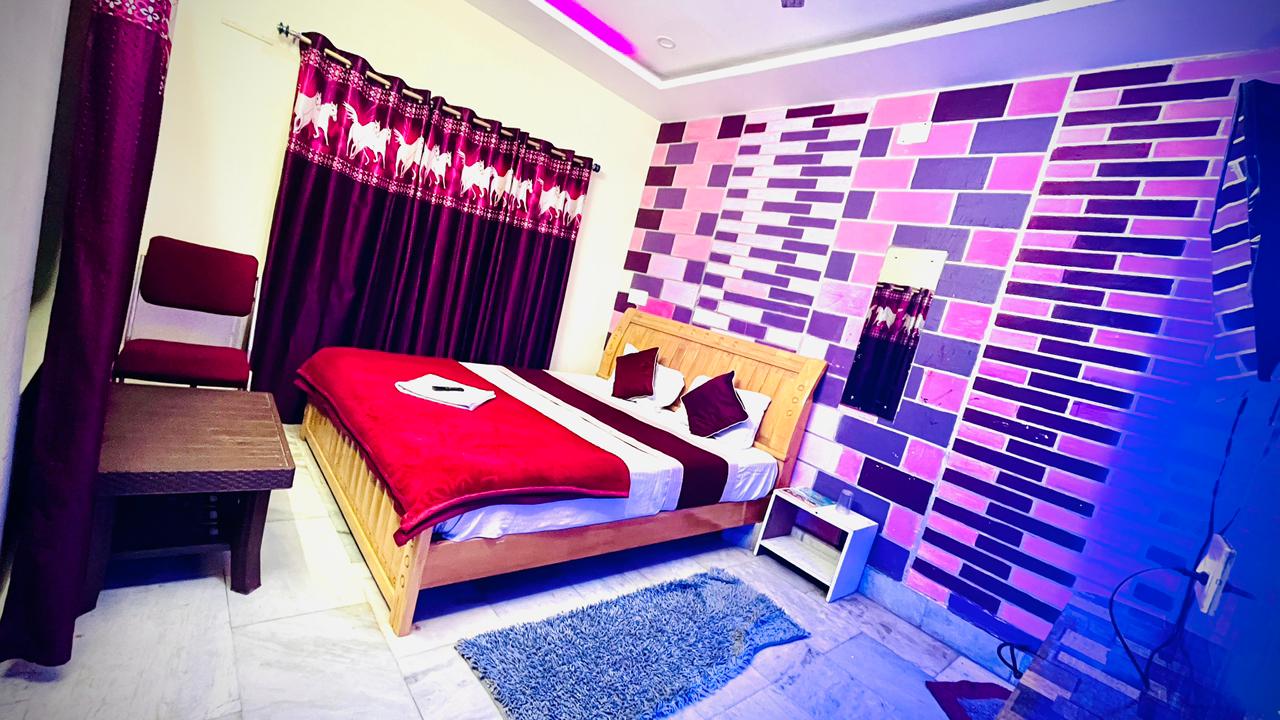 Welcome to Hotel Sunflower Puri Rooms and Services.